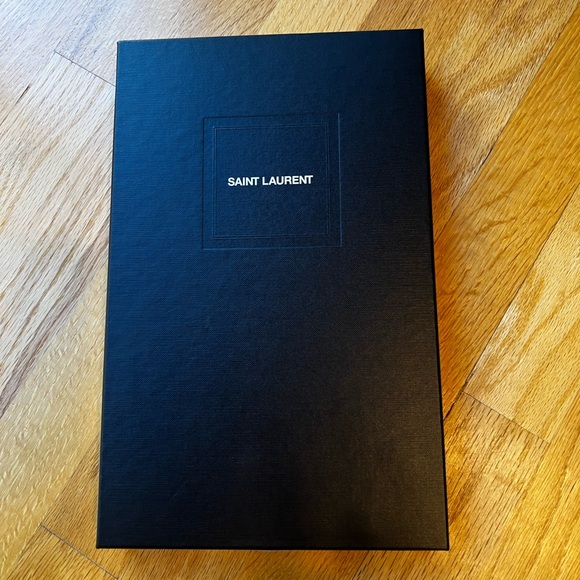 Ysl box for pouch - Picture 7 of 8